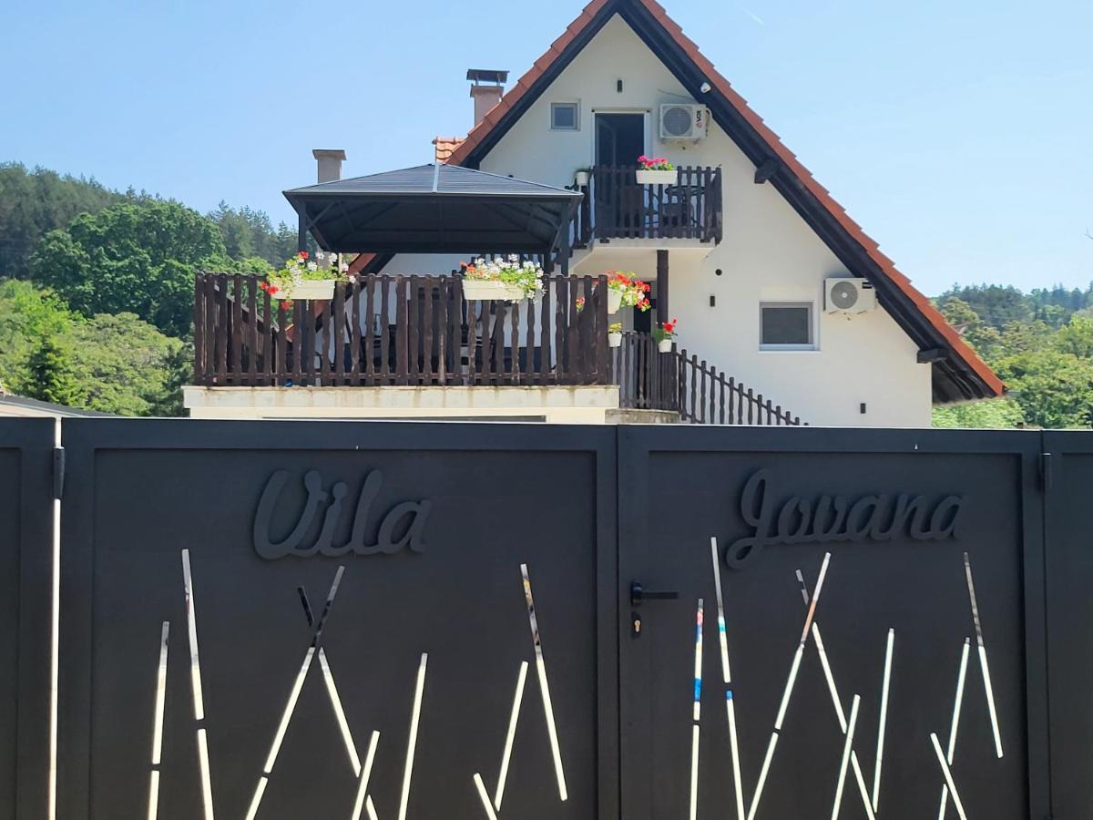 Vila Jovana Vrdnik Εξωτερικό φωτογραφία