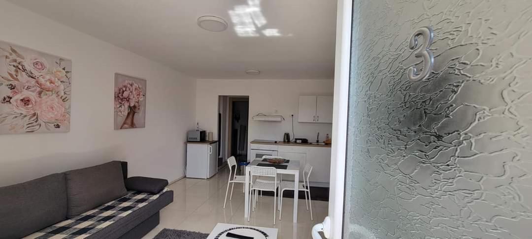 Vila Jovana Vrdnik Εξωτερικό φωτογραφία
